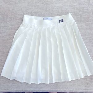 White pleated skirt nwot